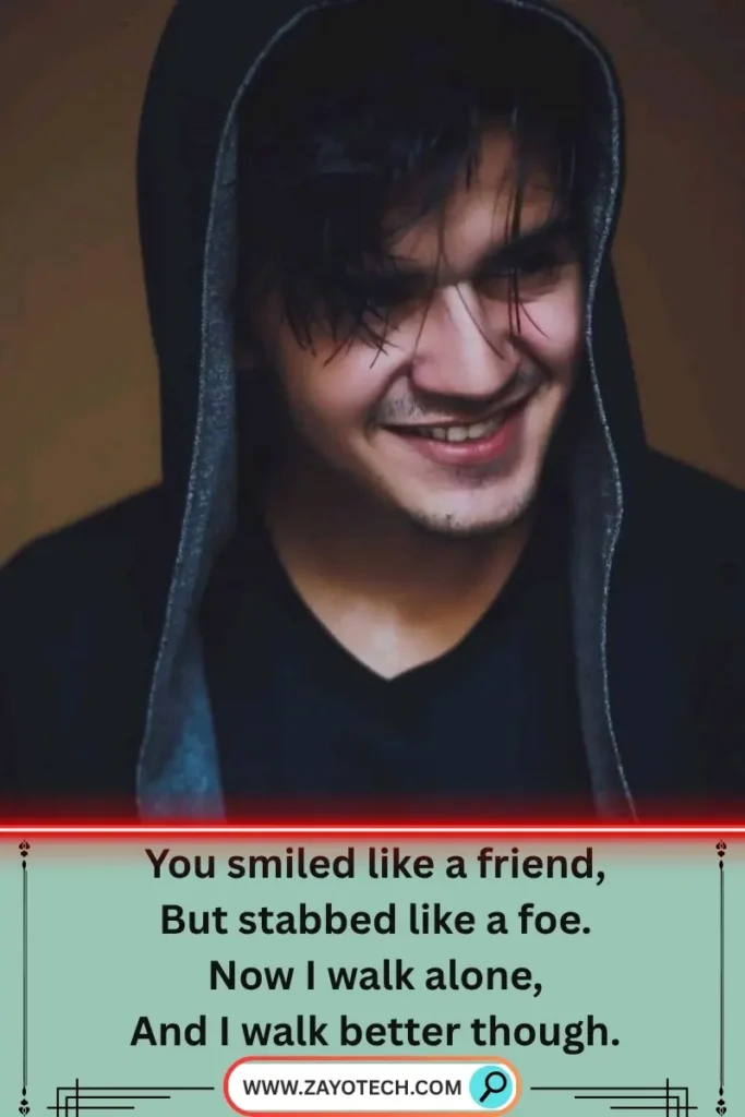 Friendship attitude quotes in Hindi for boys